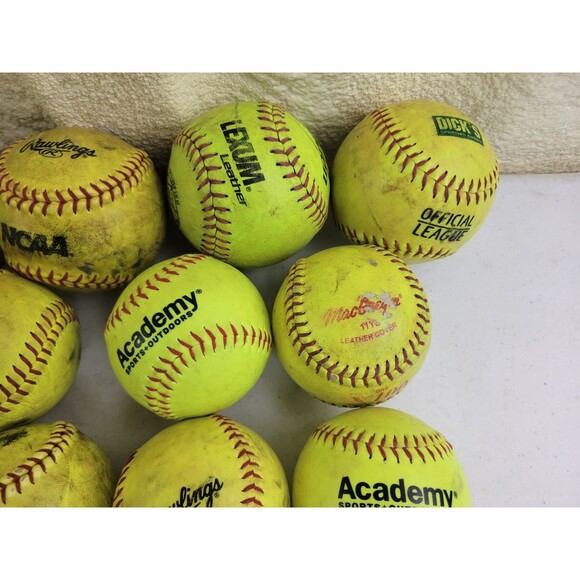 25 Used Mixed Lot of Softballs - Pracitce / Batting practice 12 inch Dream Seam+ - Picture 3 of 7